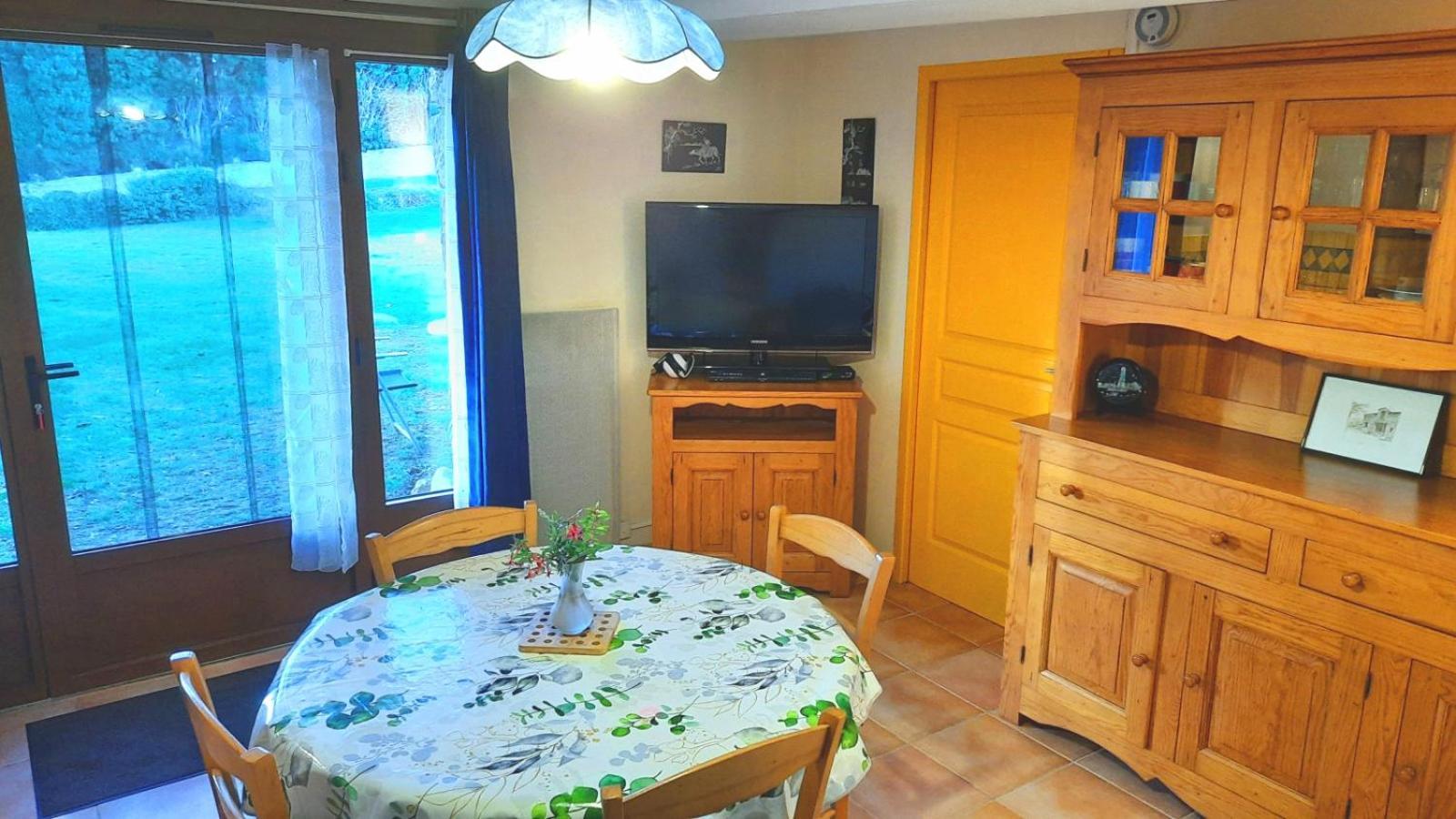 La Petite Maison Dans La Prairie Cassaignes Dış mekan fotoğraf