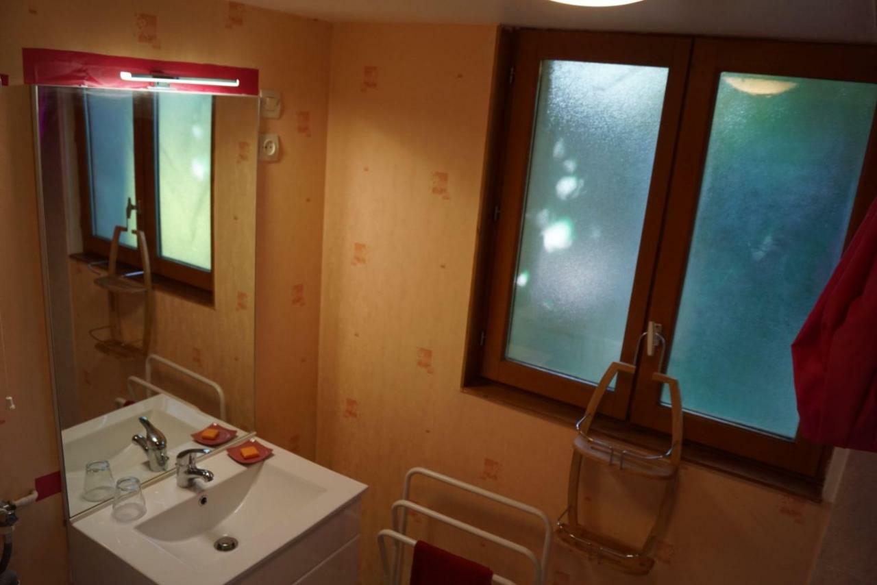 La Petite Maison Dans La Prairie Cassaignes Dış mekan fotoğraf